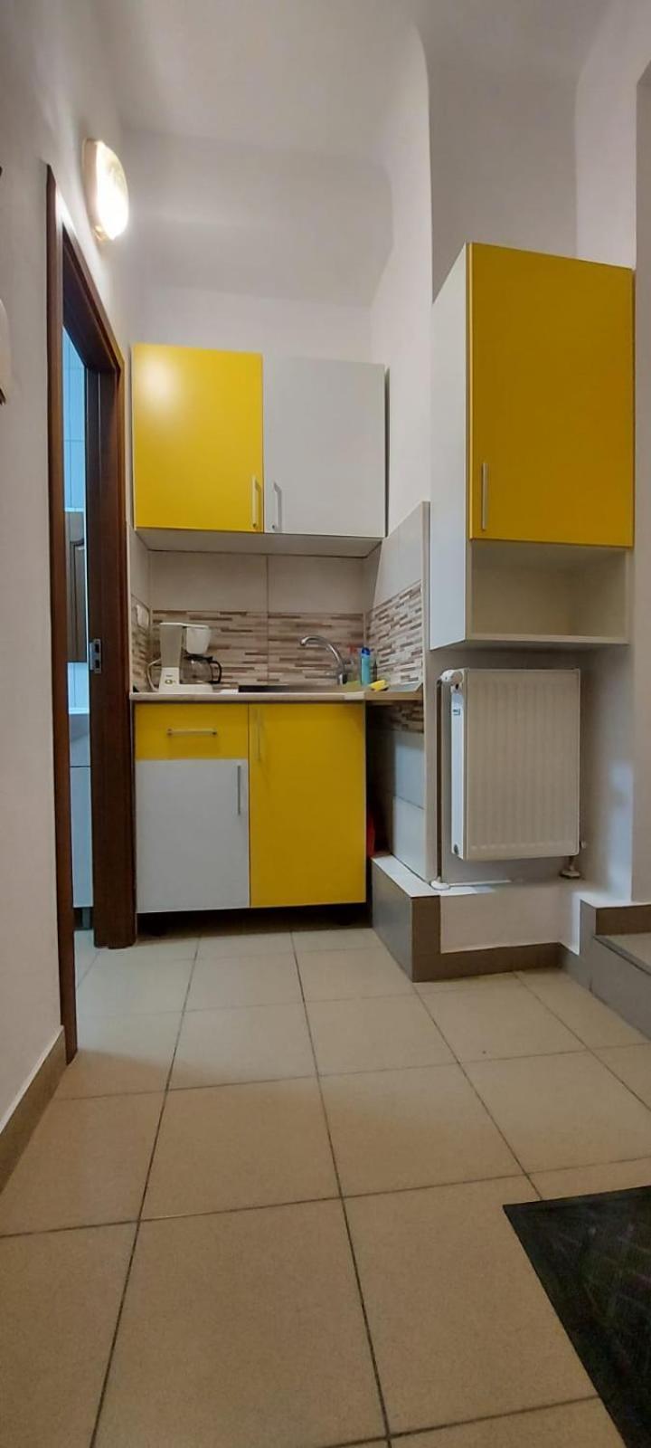 Central Studio In Historic Center Brasov Exterior photo
