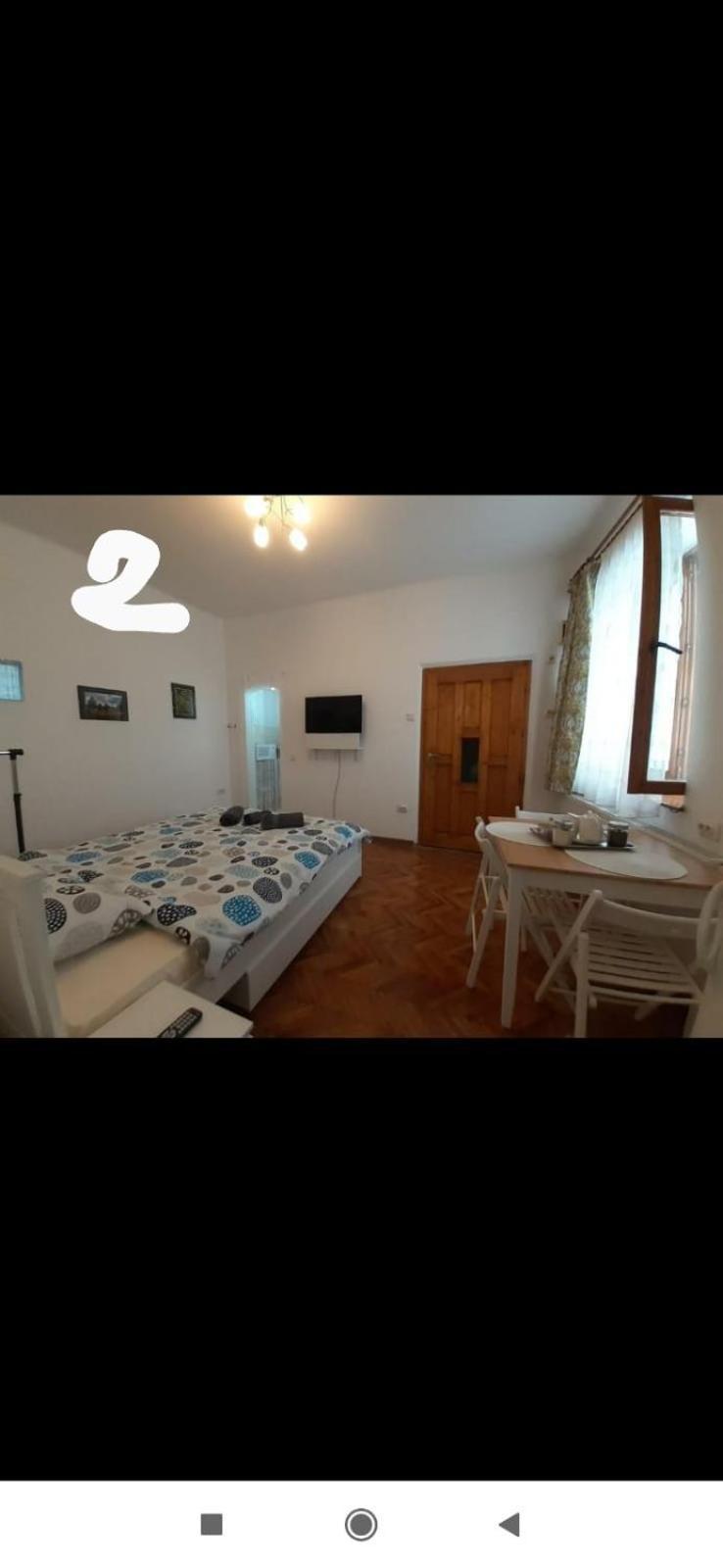 Central Studio In Historic Center Brasov Exterior photo